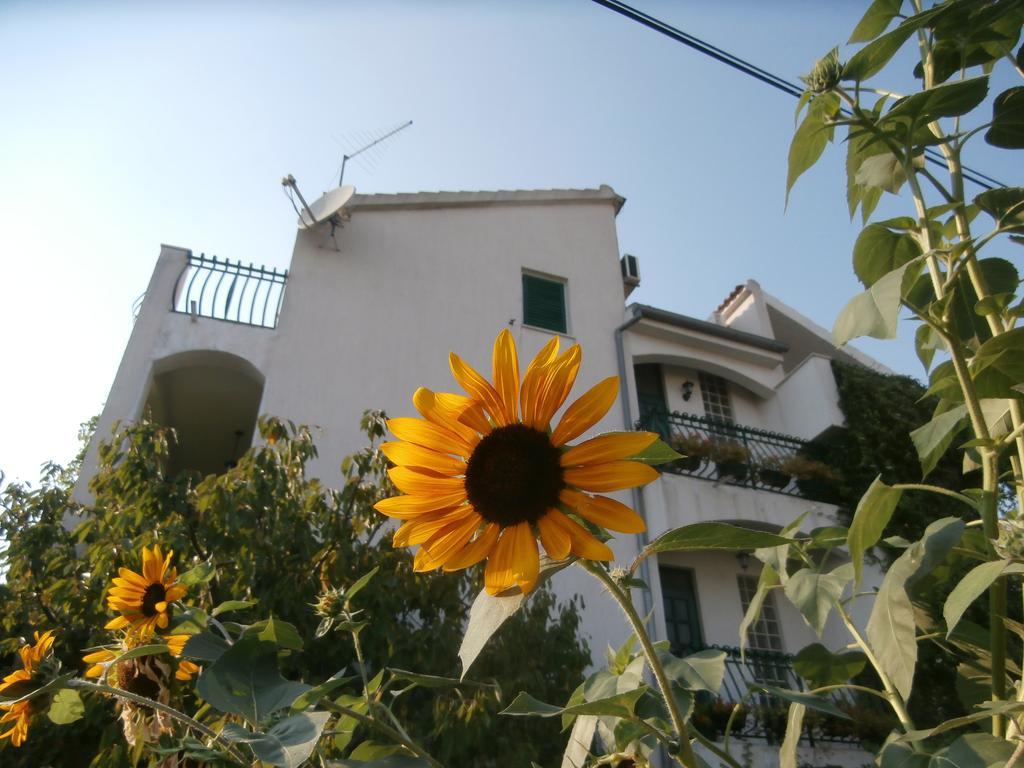 Apartments Nada Βόντιτσε Δωμάτιο φωτογραφία
