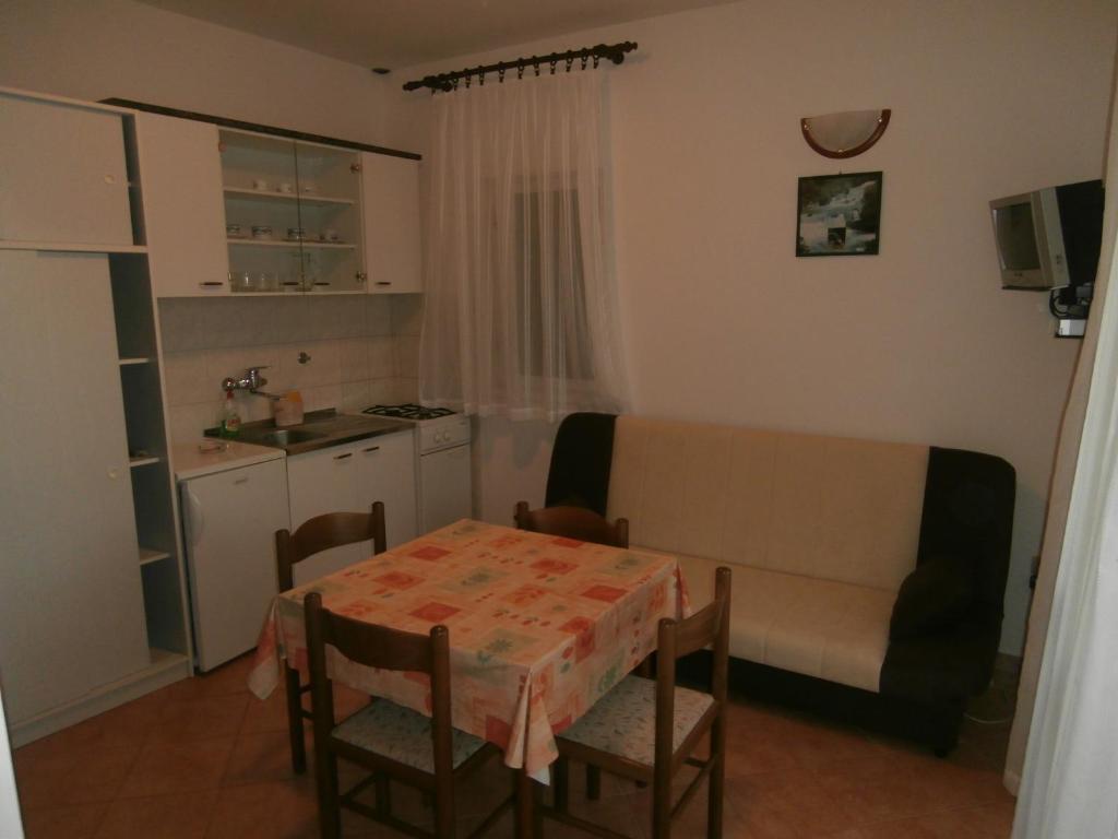 Apartments Nada Βόντιτσε Δωμάτιο φωτογραφία